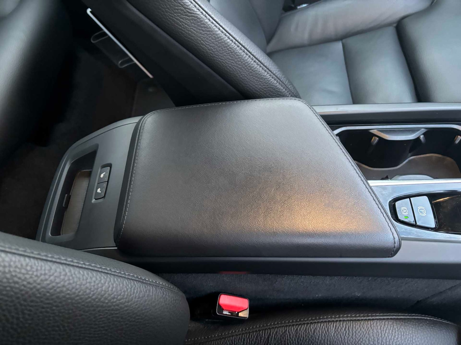 Used Volvo XC60 2023 for sale - 77443641: Photo 26