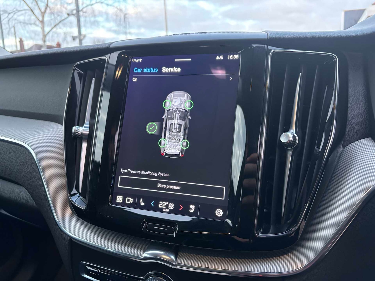 Used Volvo XC60 2023 for sale - 77443641: Photo 33