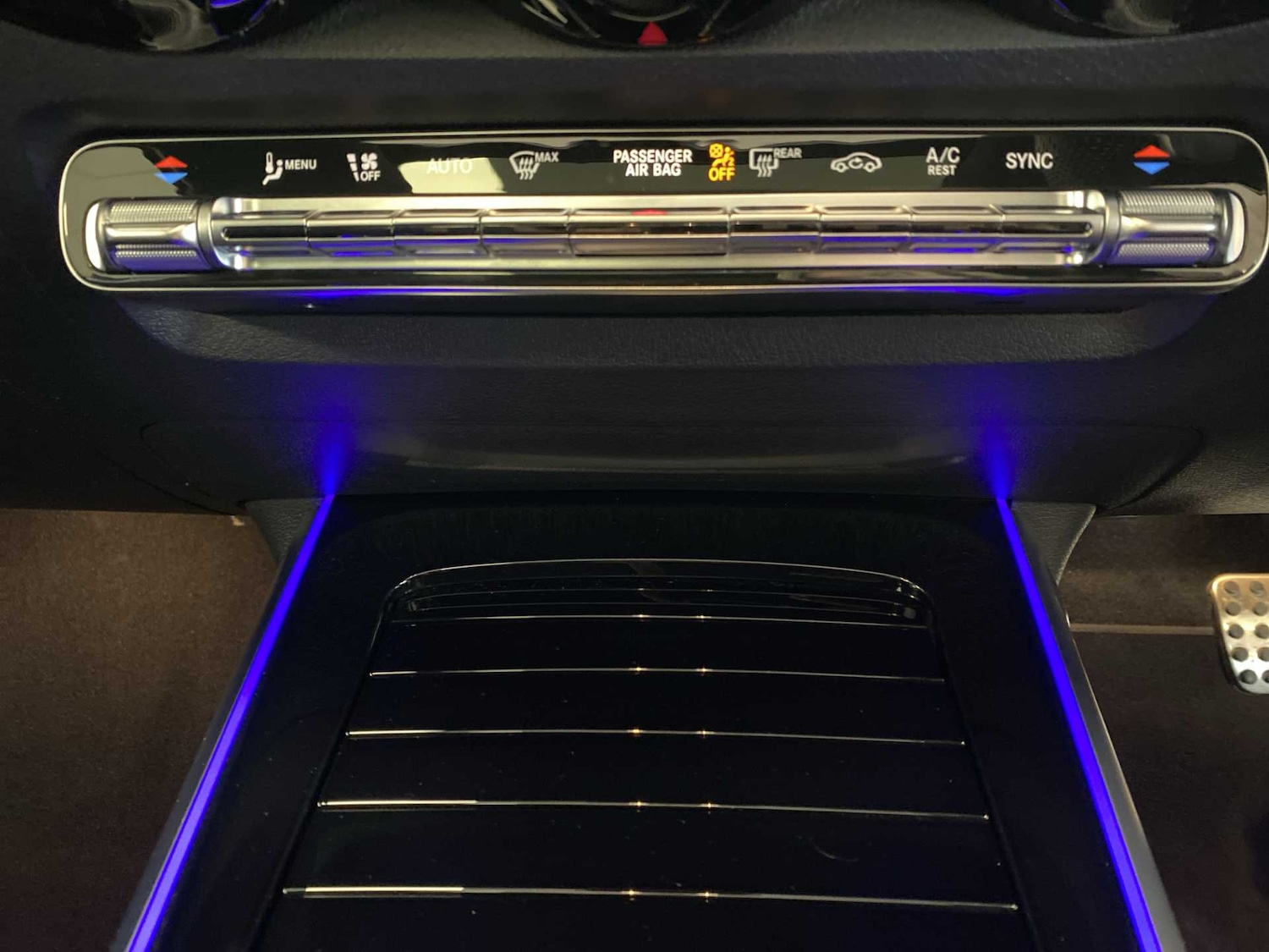 Used Mercedes-Benz GLB 2023 for sale - 77076661: Photo 31