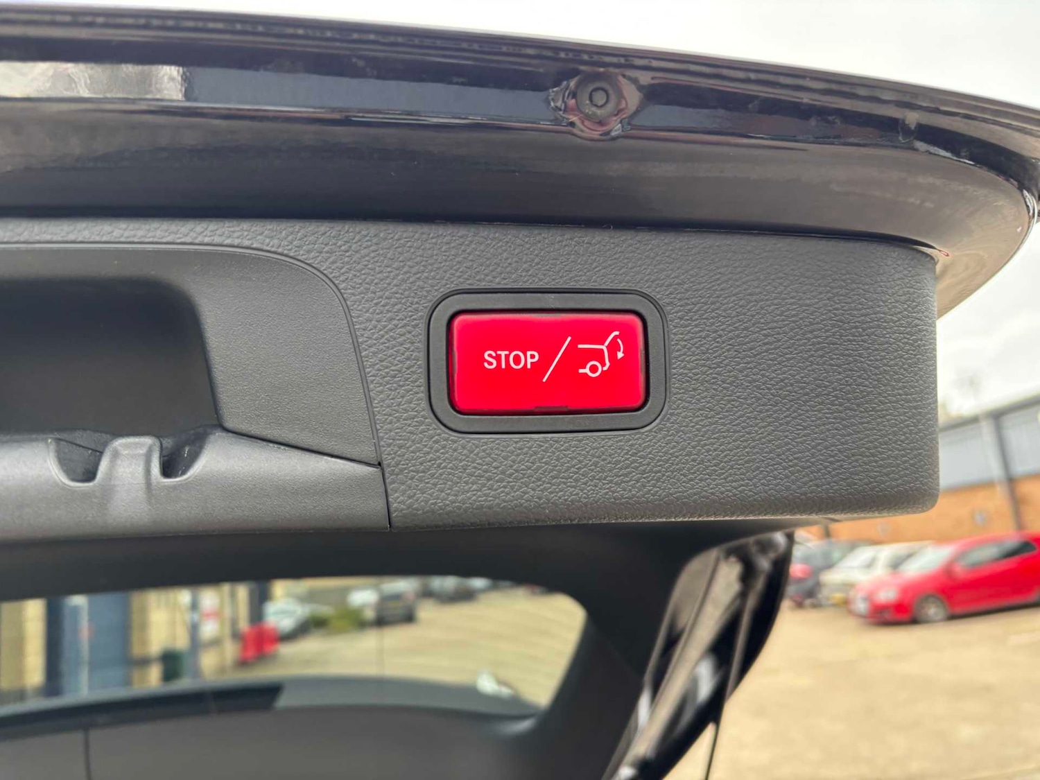 Used Mercedes-Benz GLC 2020 for sale - 76636627: Photo 17