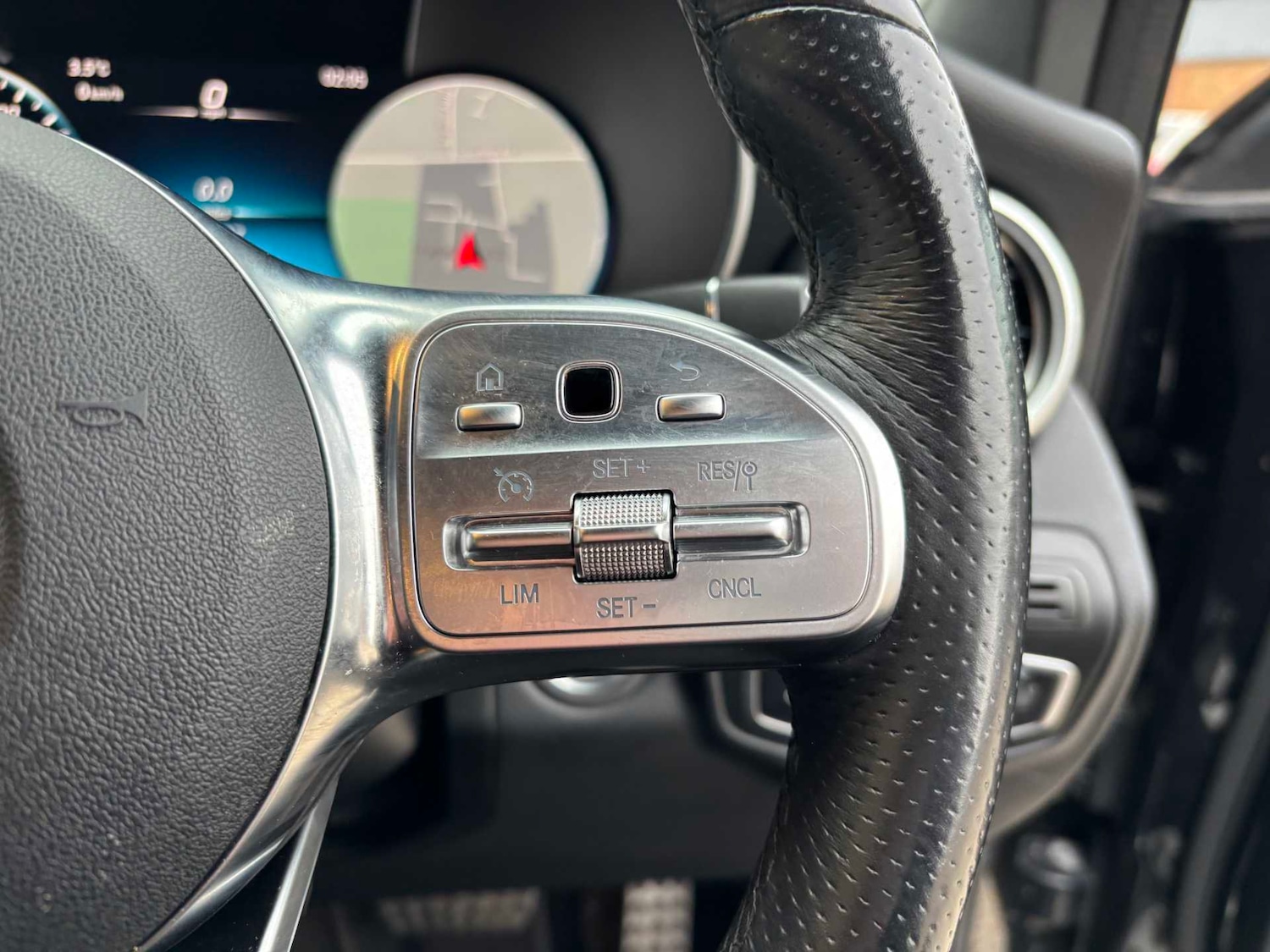 Used Mercedes-Benz GLC 2020 for sale - 76636627: Photo 23