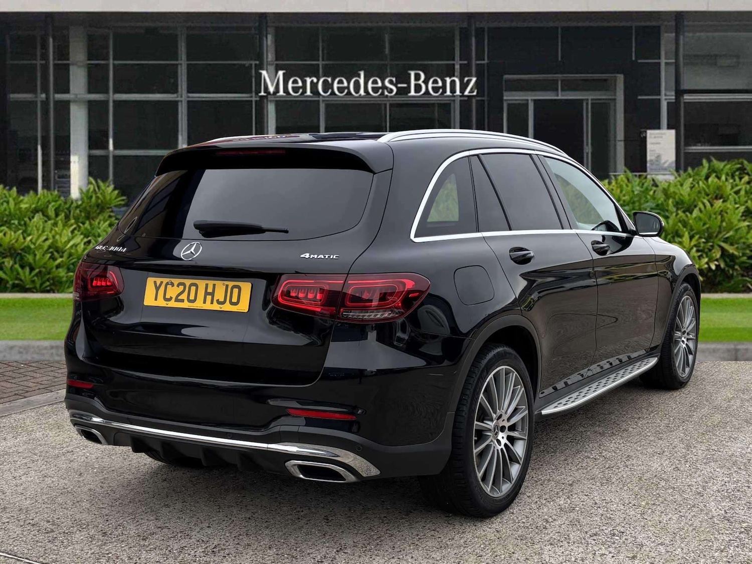 Used Mercedes-Benz GLC 2020 for sale - 76636627: Photo 3