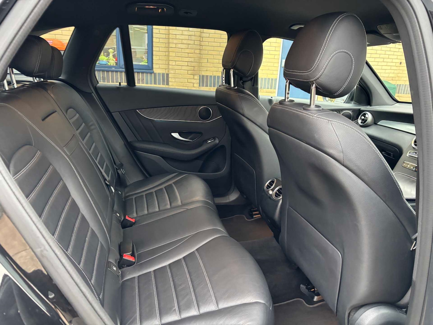 Used Mercedes-Benz GLC 2020 for sale - 76636627: Photo 35