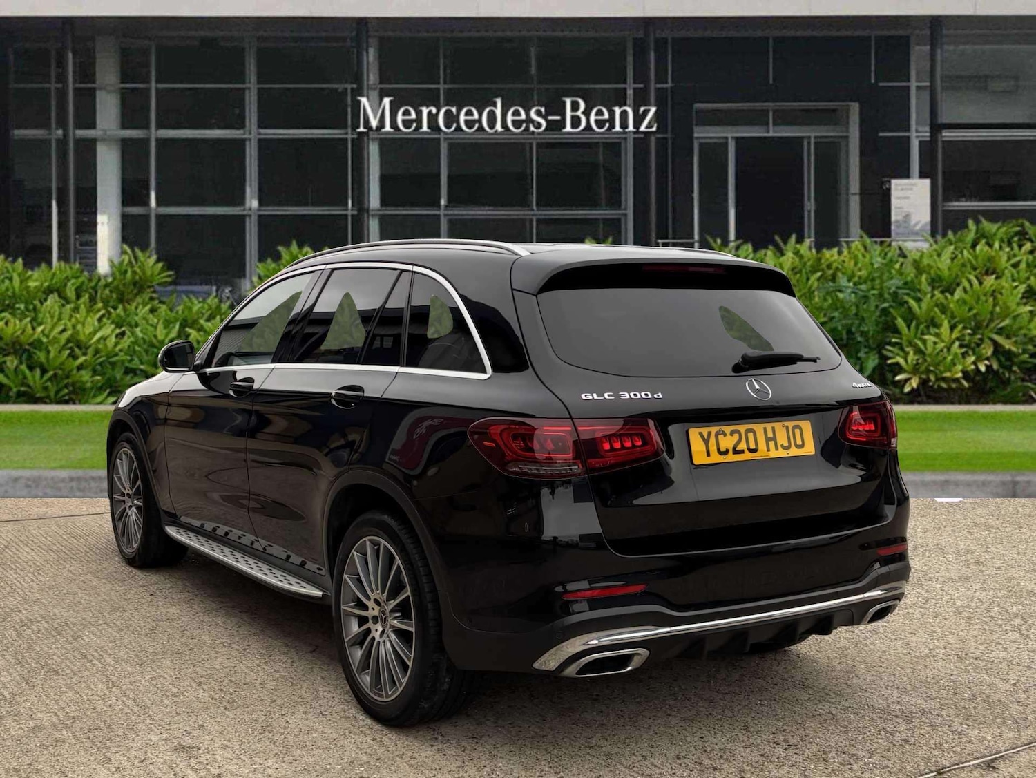 Used Mercedes-Benz GLC 2020 for sale - 76636627: Photo 5