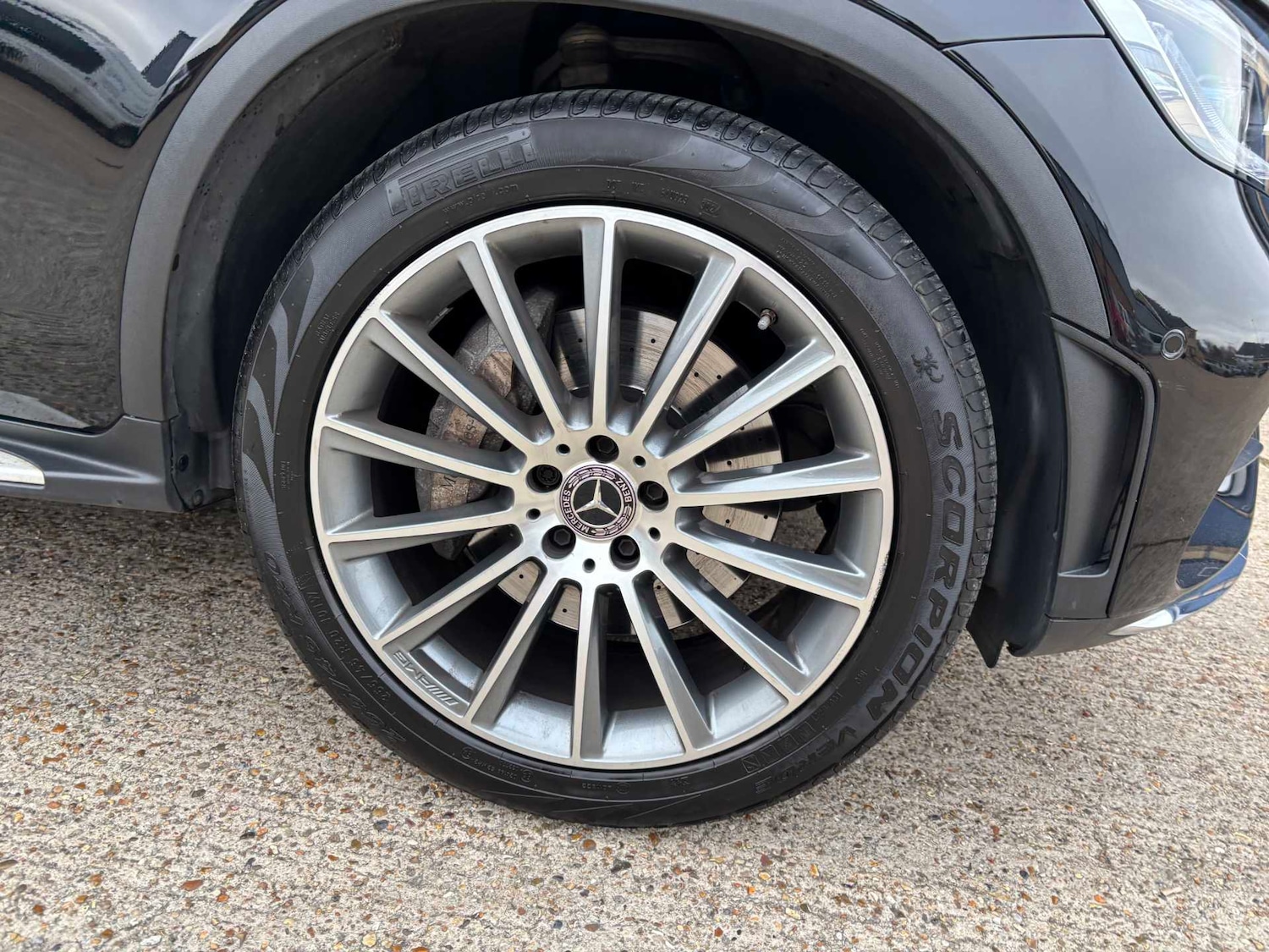 Used Mercedes-Benz GLC 2020 for sale - 76636627: Photo 9