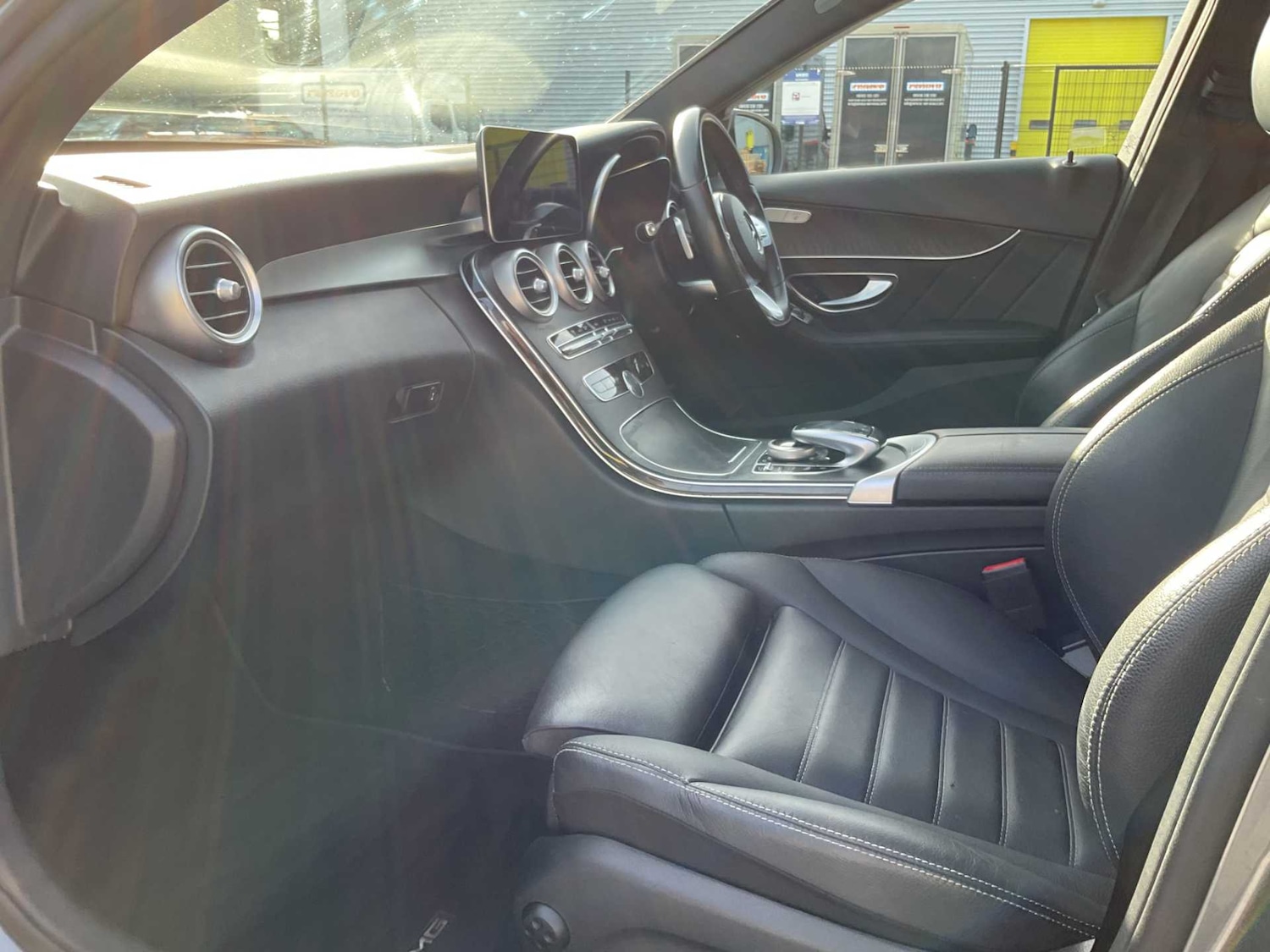 Used Mercedes-Benz C-Class 2019 for sale - 76156049: Photo 23