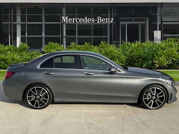 Used Mercedes-Benz C-Class 2019 for sale - 76156049: Photo 2
