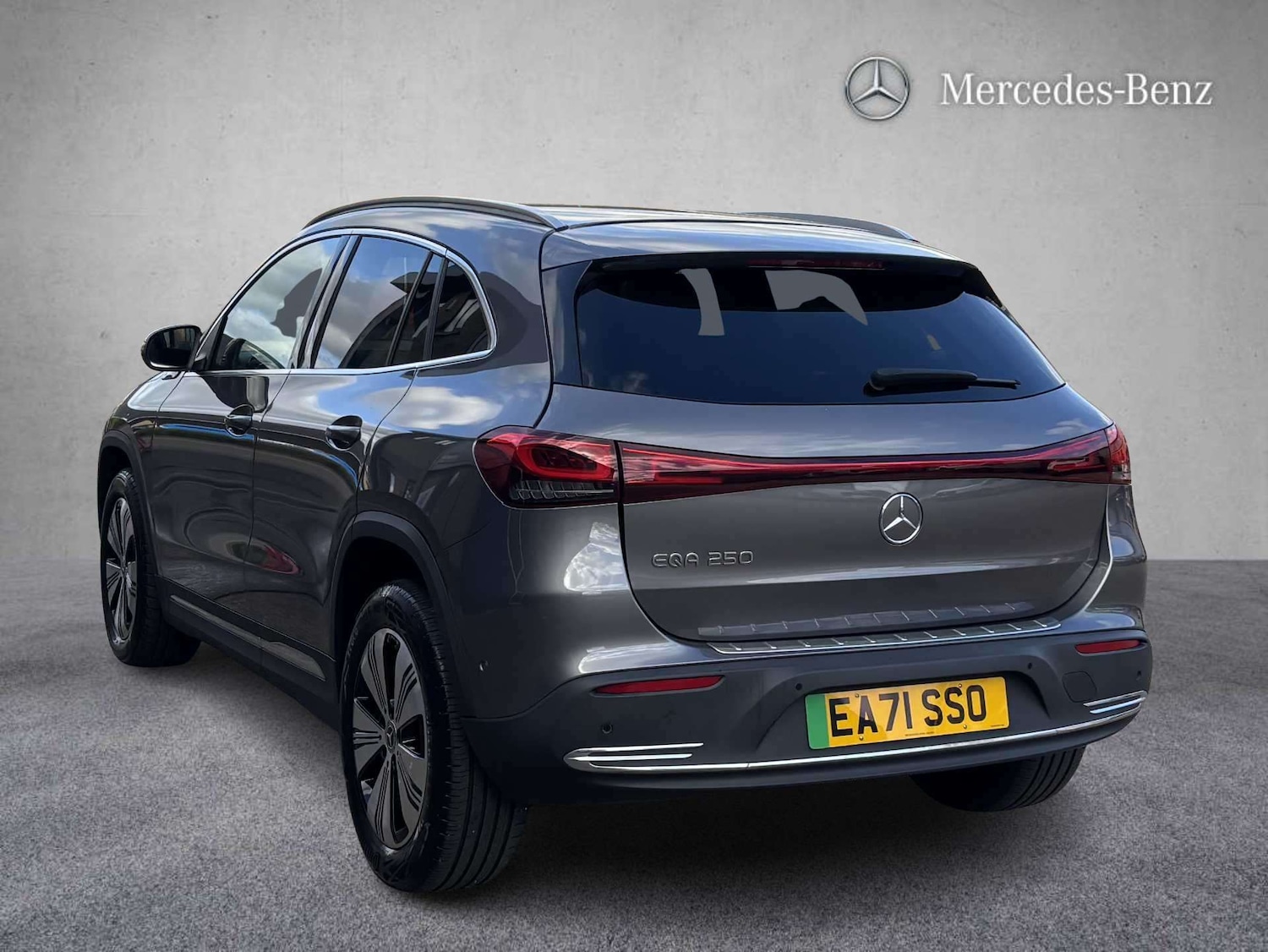 Used Mercedes-Benz EQA 2021 for sale - 77648811: Photo 2