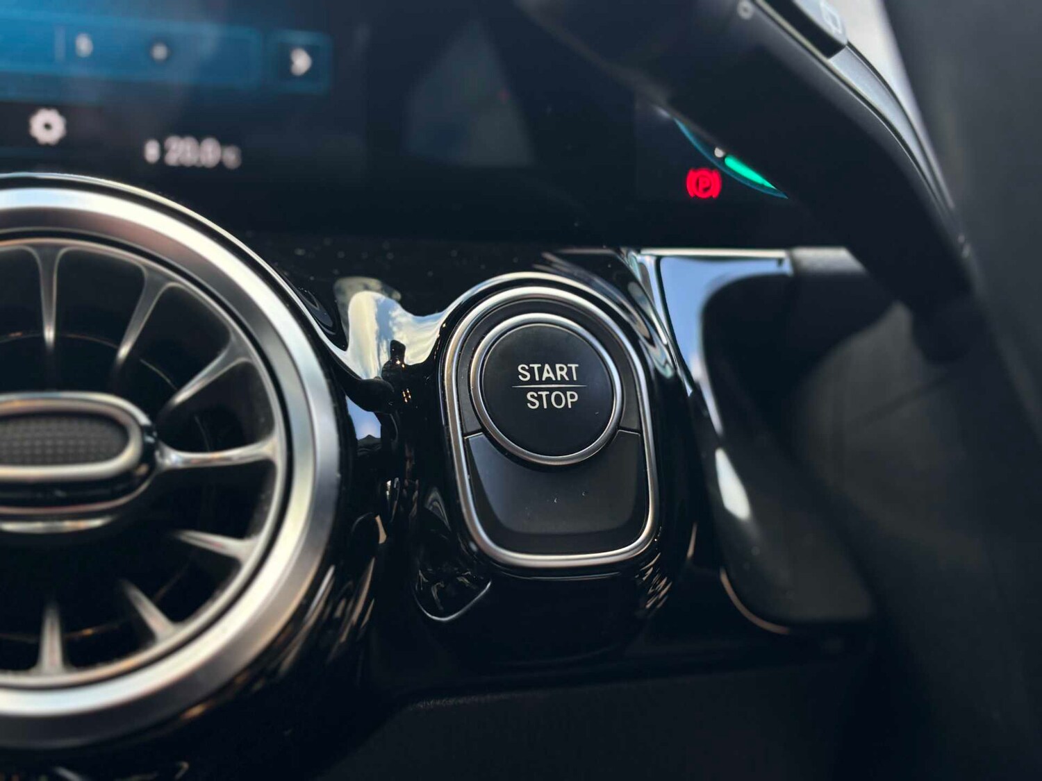 Used Mercedes-Benz EQA 2021 for sale - 77648811: Photo 33