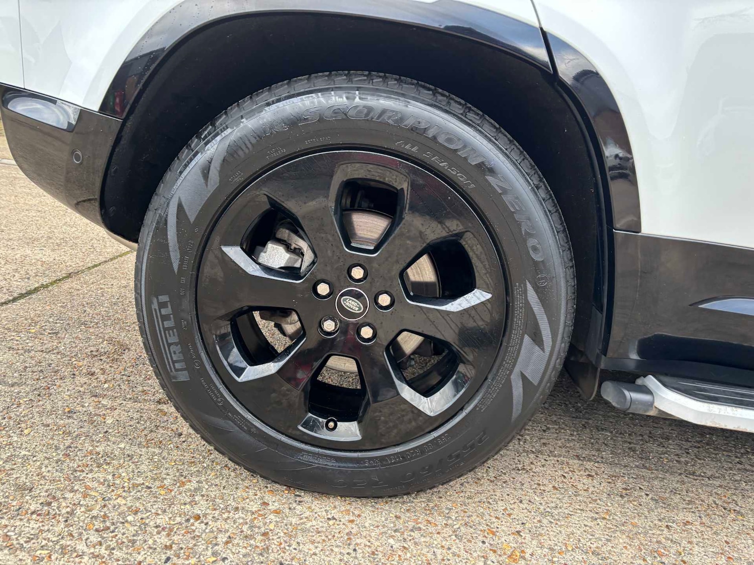 Used Land Rover Defender 2022 for sale - 77270181: Photo 10