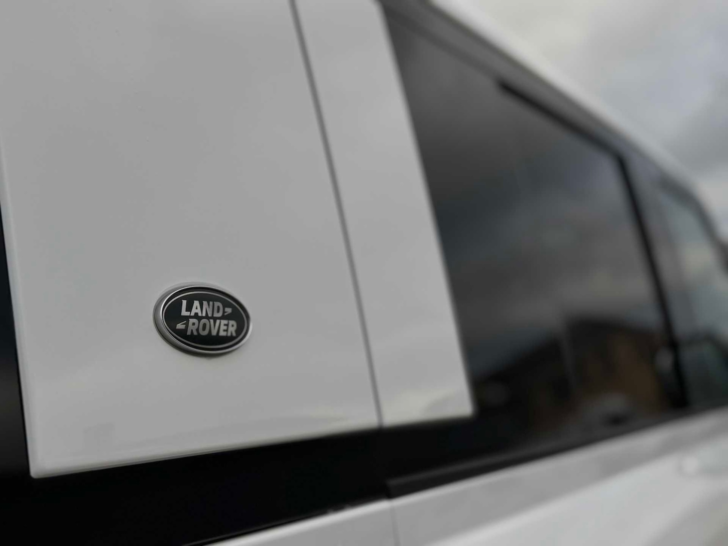 Used Land Rover Defender 2022 for sale - 77270181: Photo 15