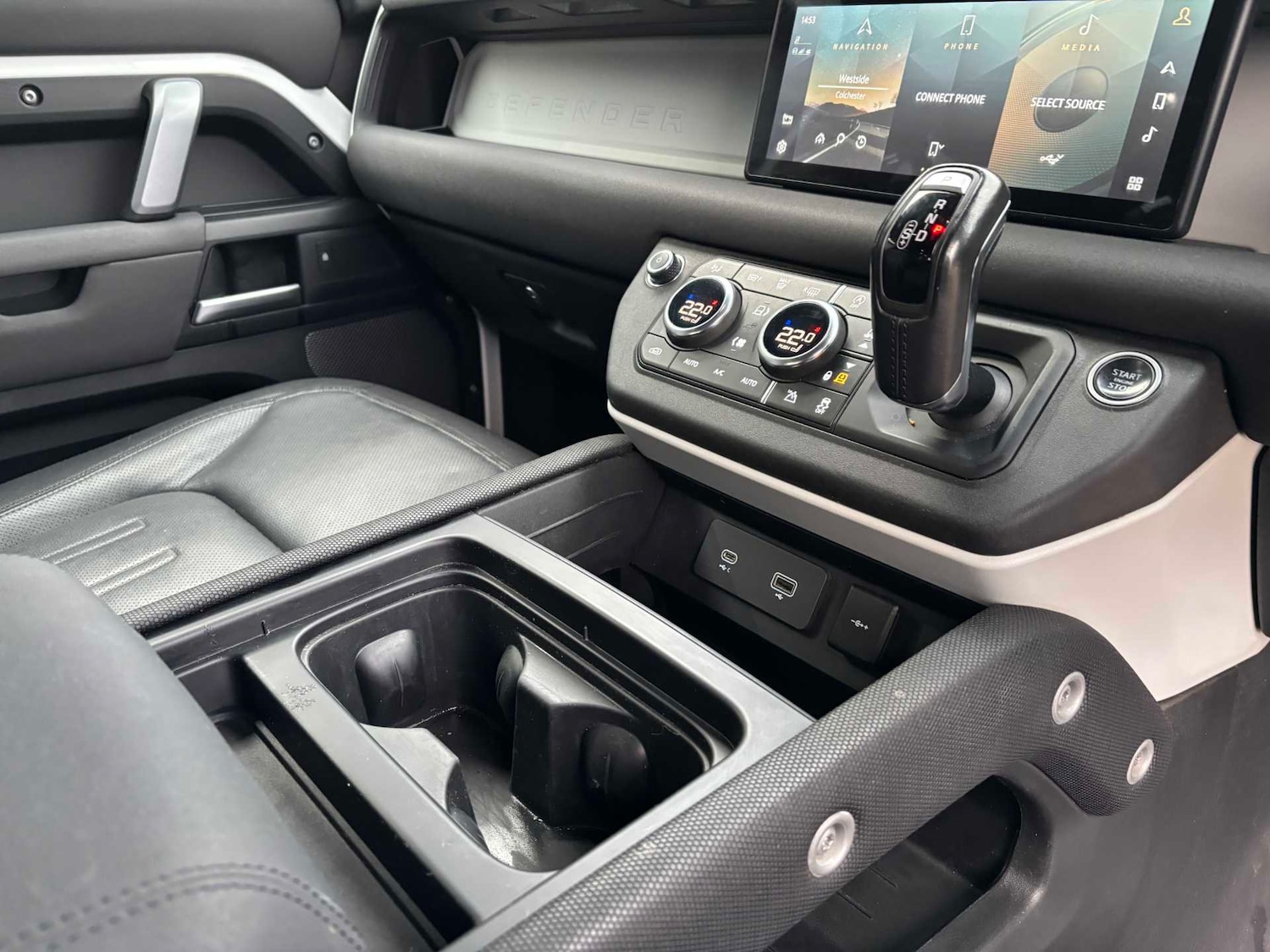 Used Land Rover Defender 2022 for sale - 77270181: Photo 26