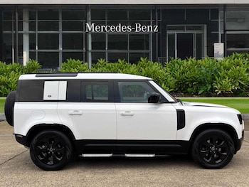 Used Land Rover Defender 2022 for sale - 77270181: Photo