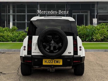 Used Land Rover Defender 2022 for sale - 77270181: Photo