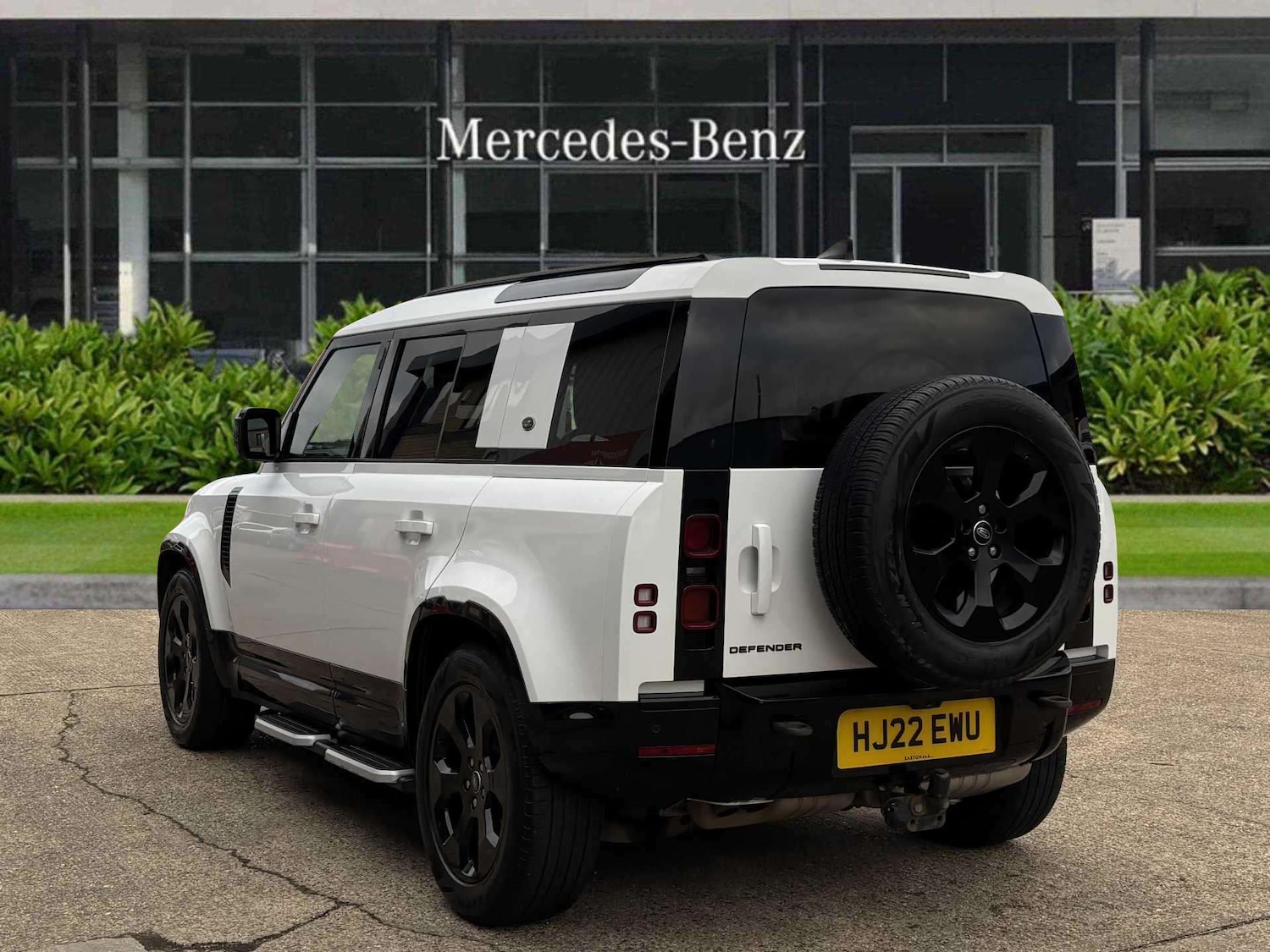 Used Land Rover Defender 2022 for sale - 77270181: Photo 5