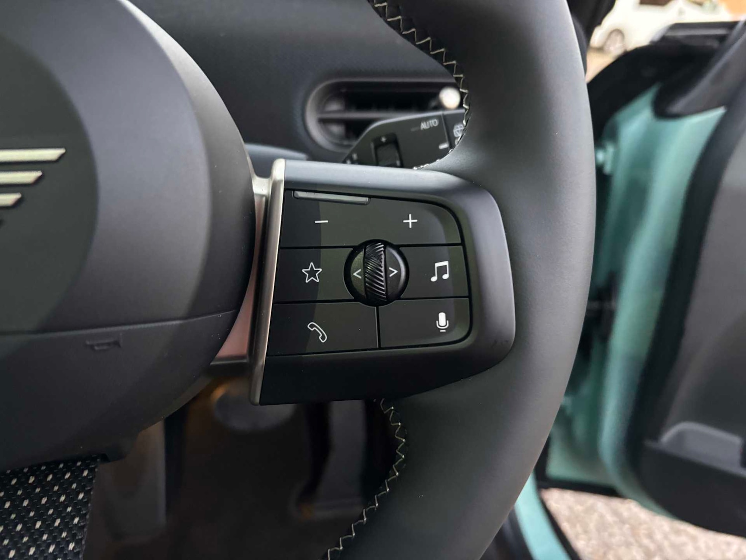 Used MINI Cooper 2025 for sale - 76902468: Photo 23