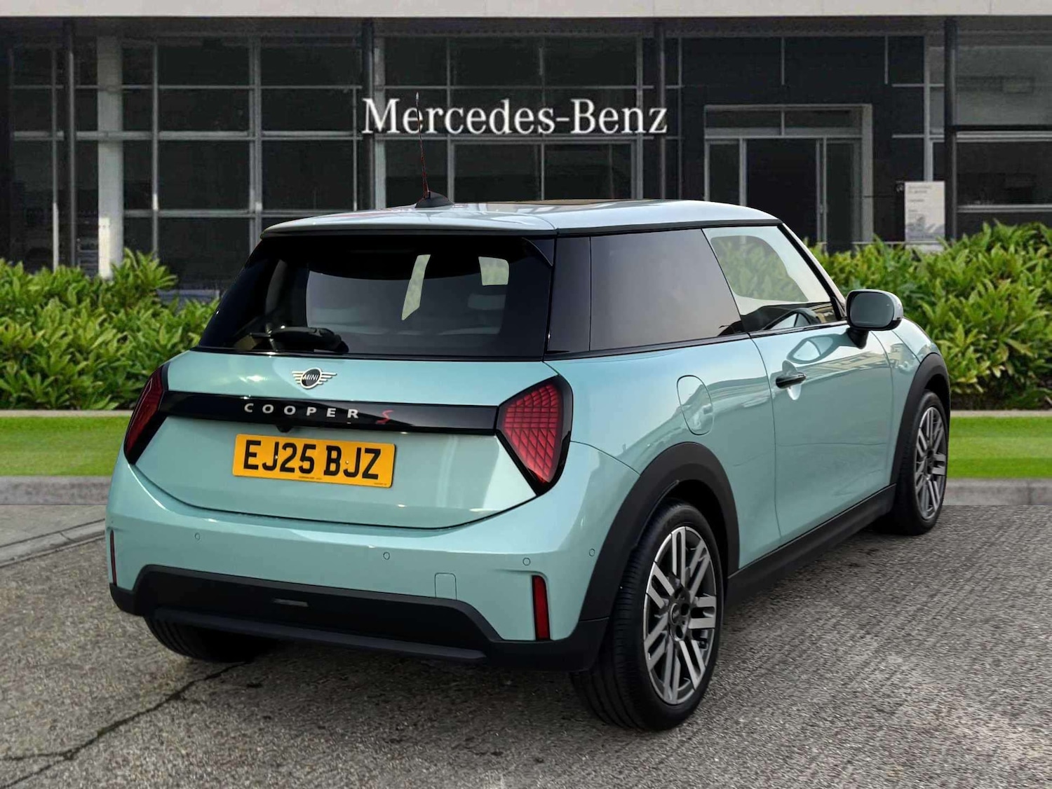 Used MINI Cooper 2025 for sale - 76902468: Photo 3