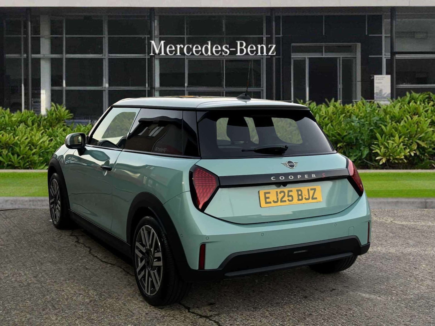 Used MINI Cooper 2025 for sale - 76902468: Photo 5