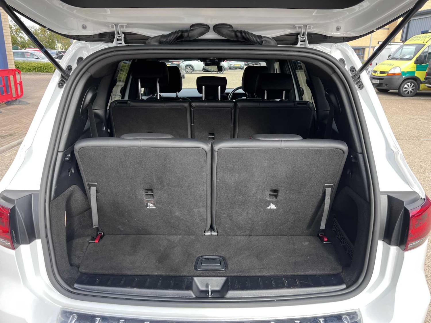 Used Mercedes-Benz GLB 2022 for sale - 76411357: Photo 16