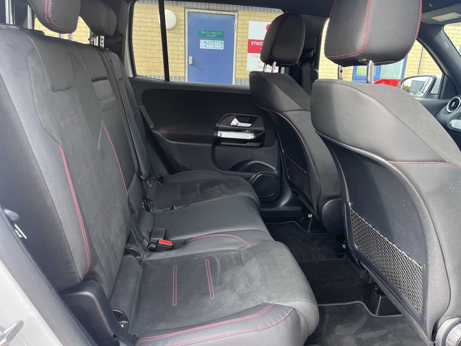 Used Mercedes-Benz GLB 2022 for sale - 76411357: Photo 35