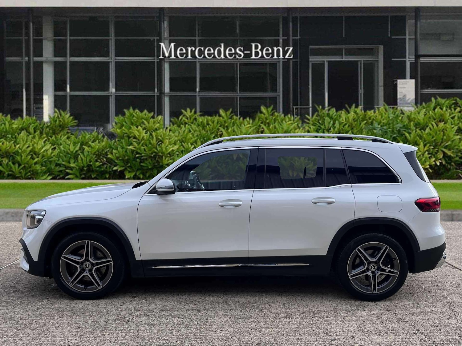 Used Mercedes-Benz GLB 2022 for sale - 76411357: Photo 6