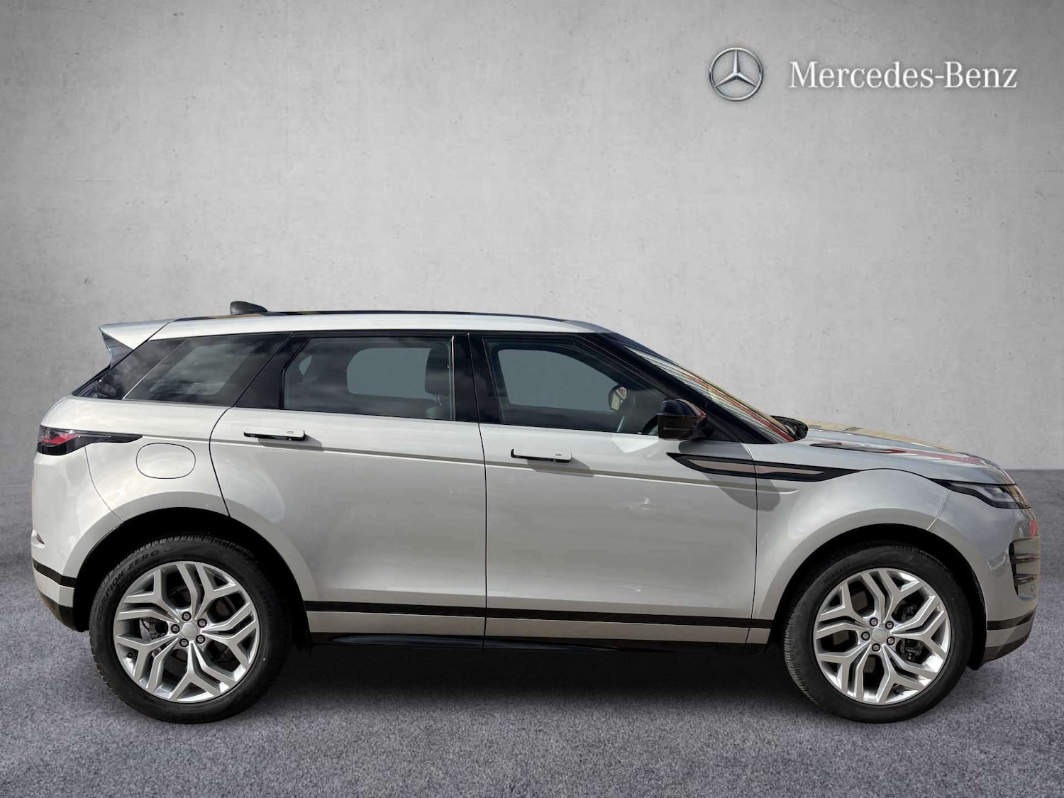 Used Land Rover Range Rover Evoque 2023 for sale - 78023959: Photo 3