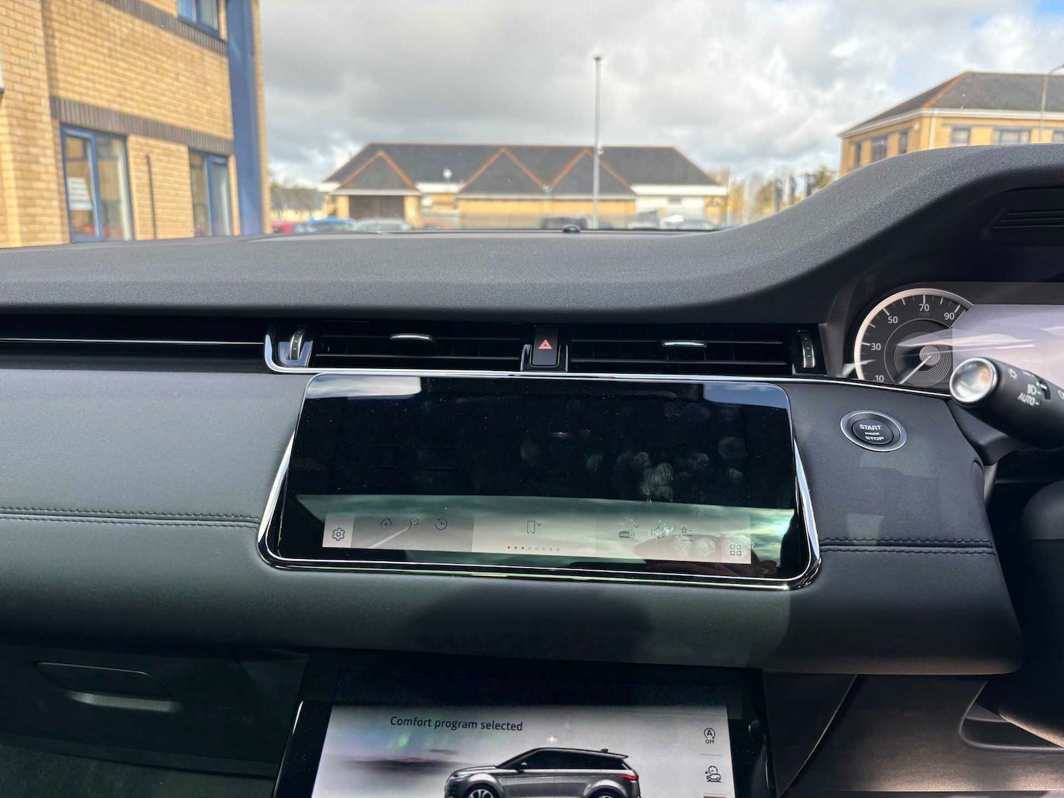 Used Land Rover Range Rover Evoque 2023 for sale - 78023959: Photo 33