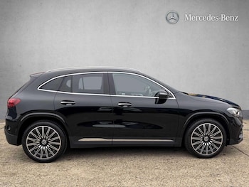 Used Mercedes-Benz GLA 2024 for sale - 77233060: Photo