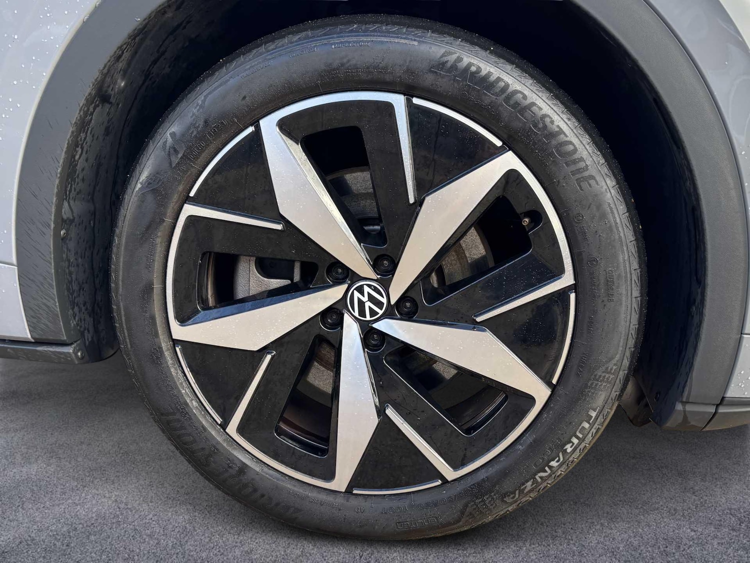 Used Volkswagen ID.4 2023 for sale - 77443432: Photo 7