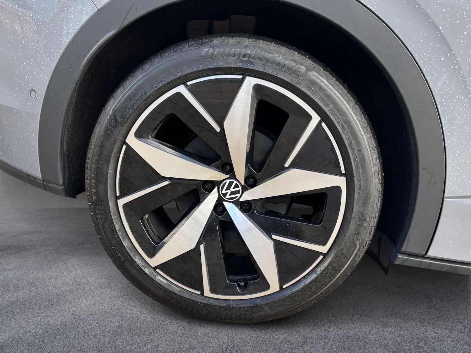 Used Volkswagen ID.4 2023 for sale - 77443432: Photo 8