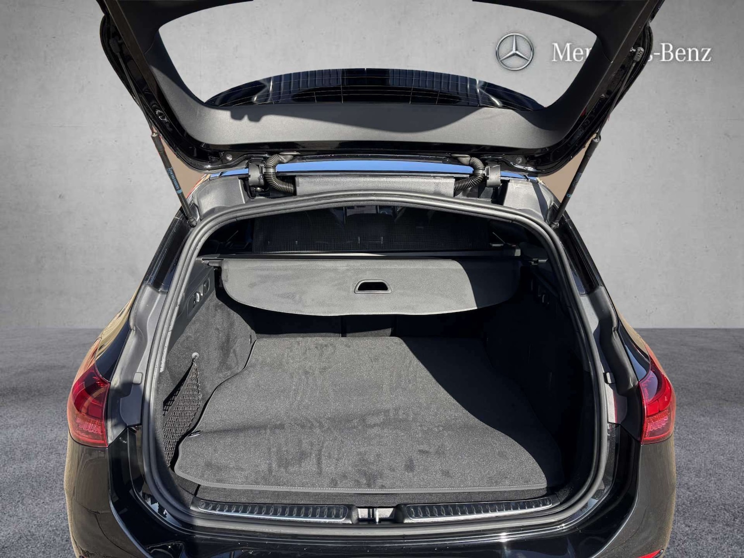 Used Mercedes-Benz C Class 2023 for sale - 77648870: Photo 12