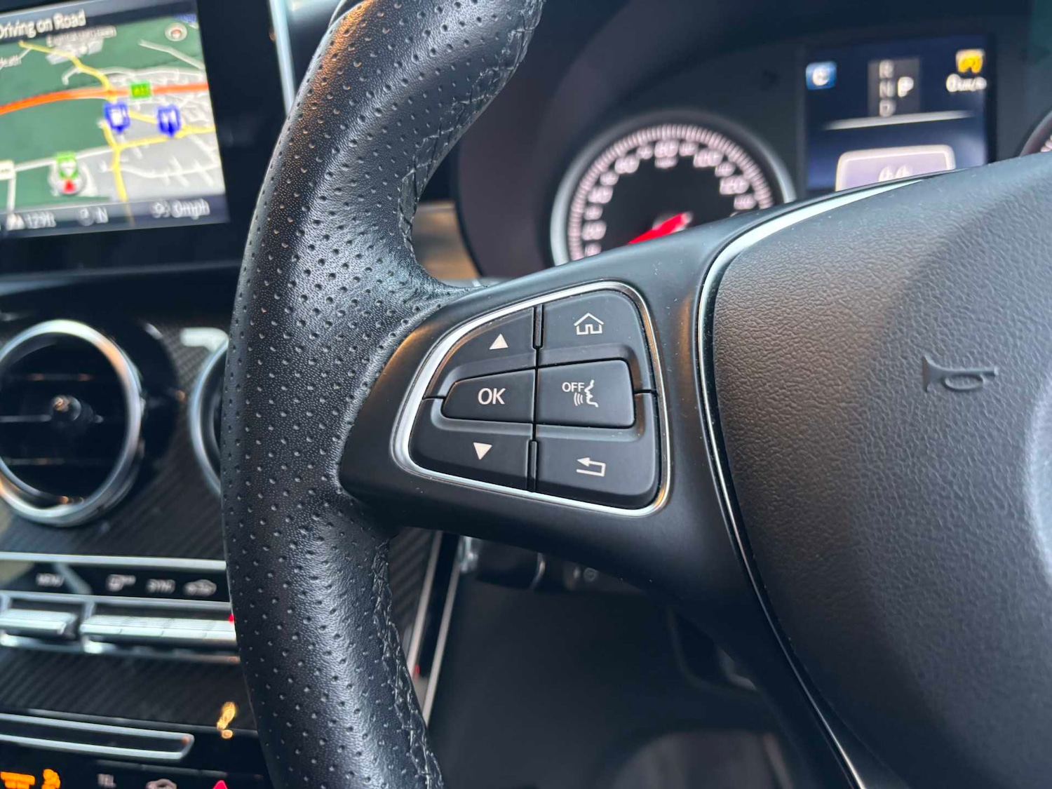 Used Mercedes-Benz GLC 2016 for sale - 76875762: Photo 22