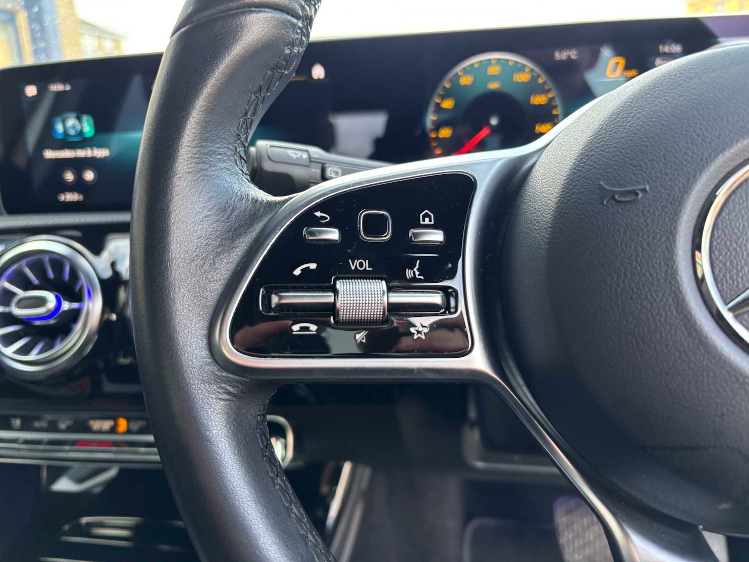 Used Mercedes-Benz A-Class 2019 for sale - 76610590: Photo 21