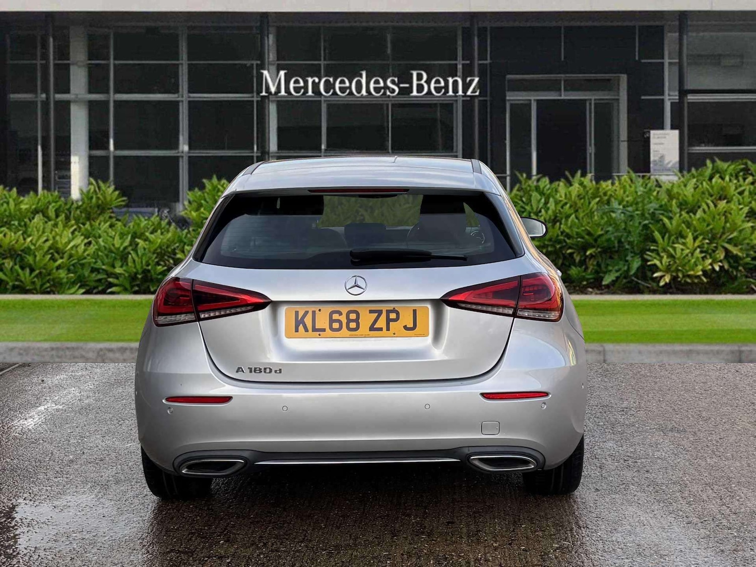 Used Mercedes-Benz A-Class 2019 for sale - 76610590: Photo 4