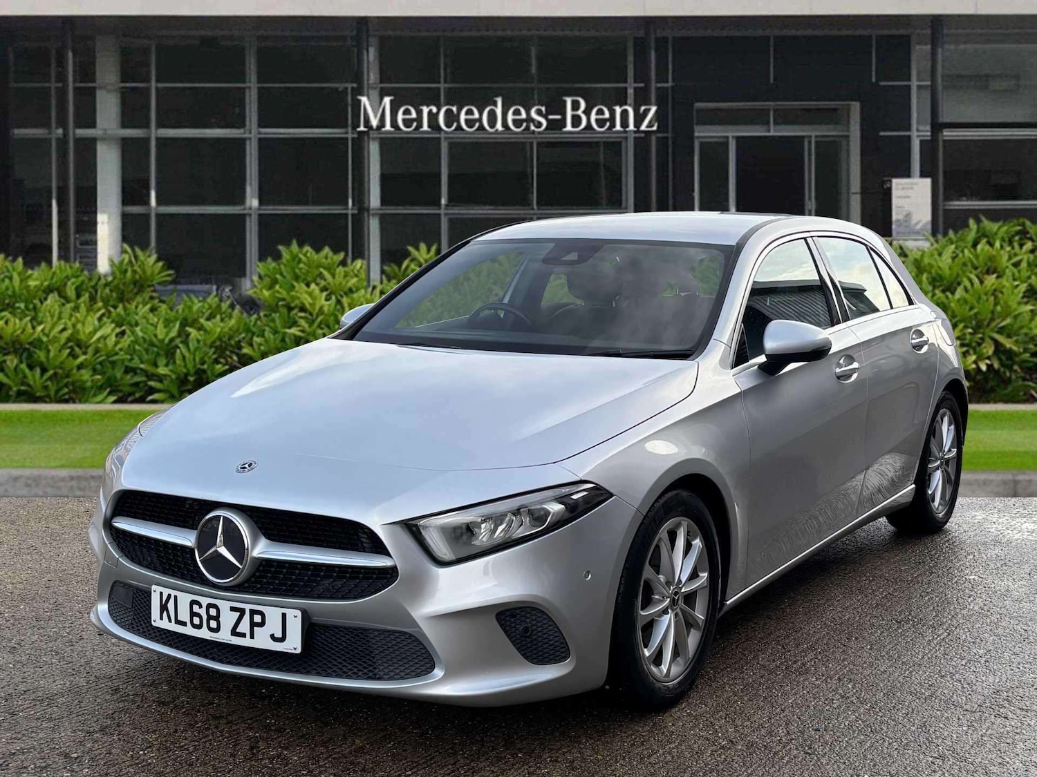 Used Mercedes-Benz A-Class 2019 for sale - 76610590: Photo 7