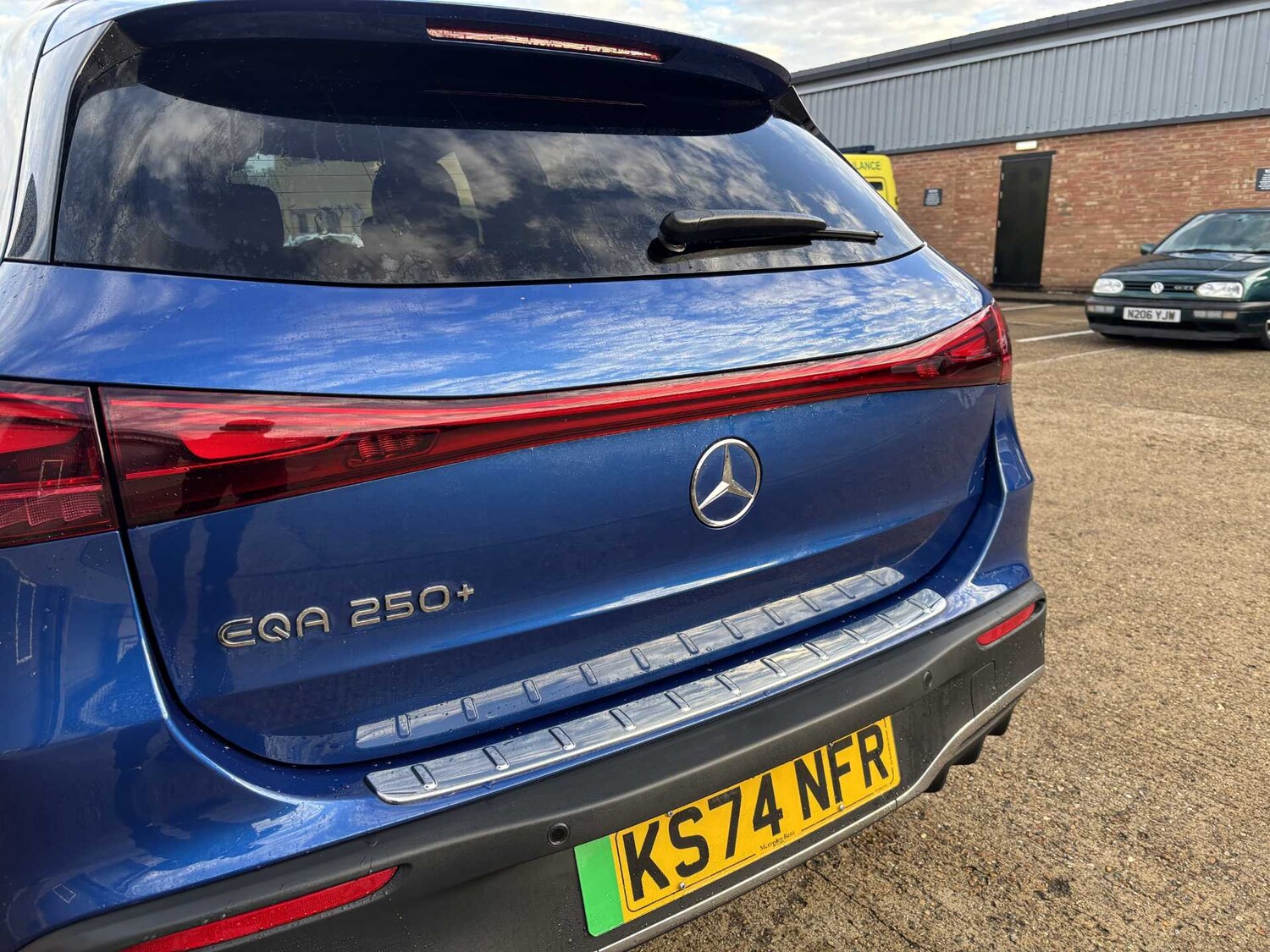 Used Mercedes-Benz EQA 2024 for sale - 76310832: Photo 18