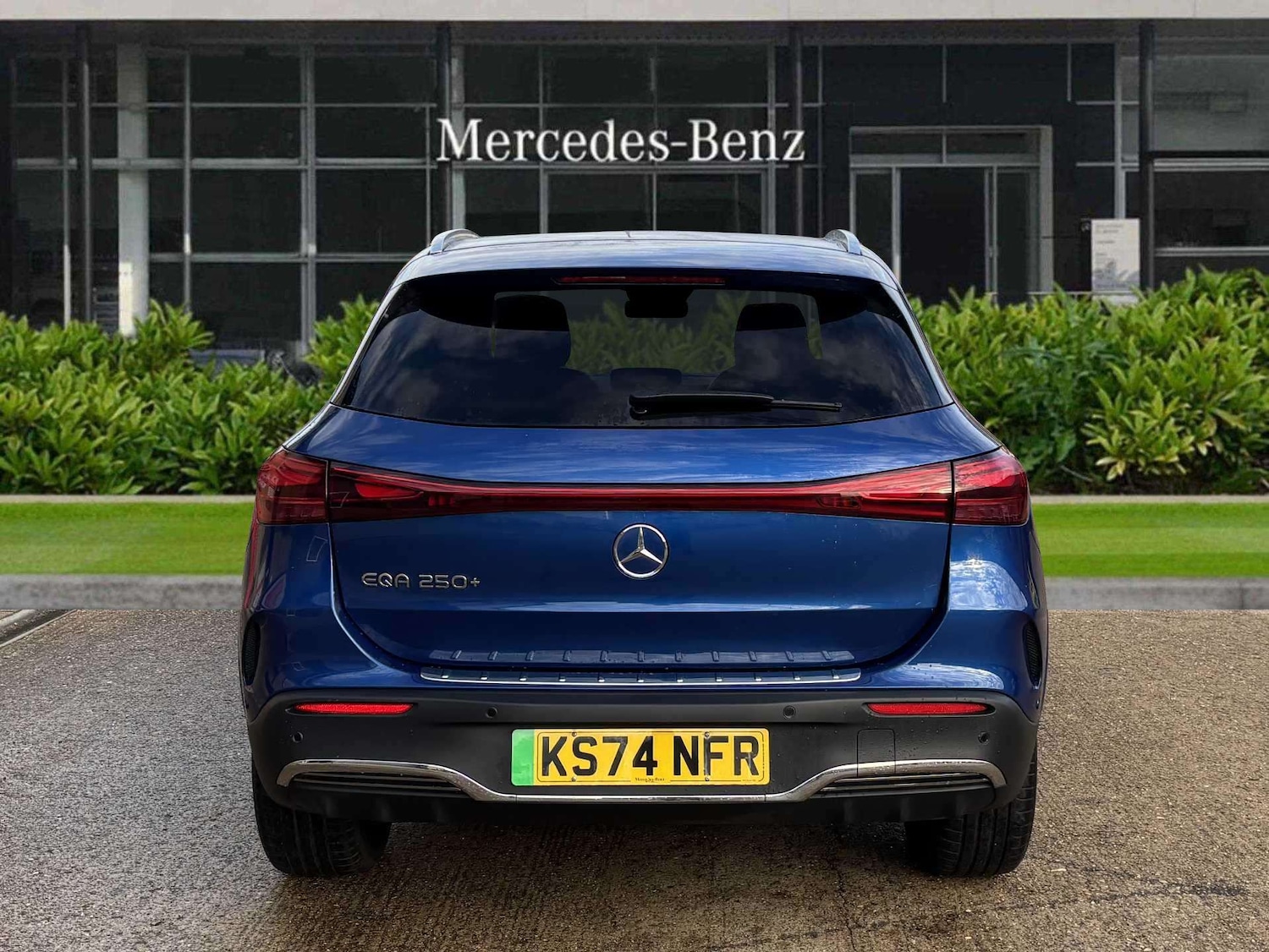 Used Mercedes-Benz EQA 2024 for sale - 76310832: Photo 4