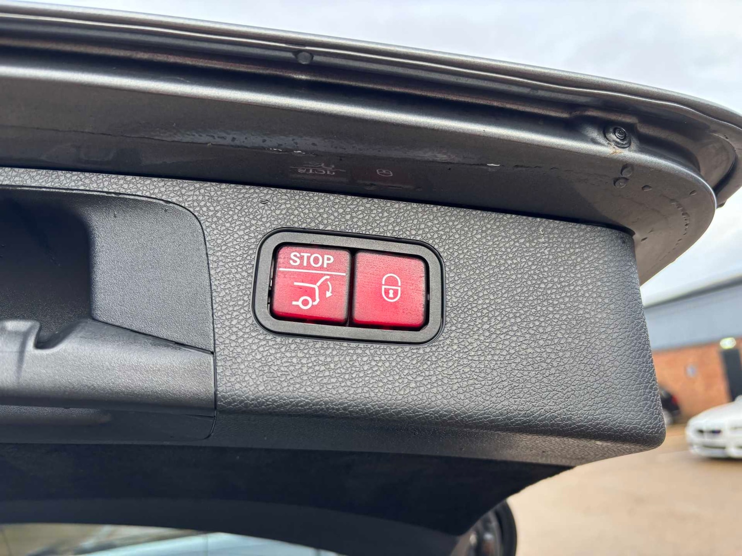 Used Mercedes-Benz E Class 2020 for sale - 76967879: Photo 17