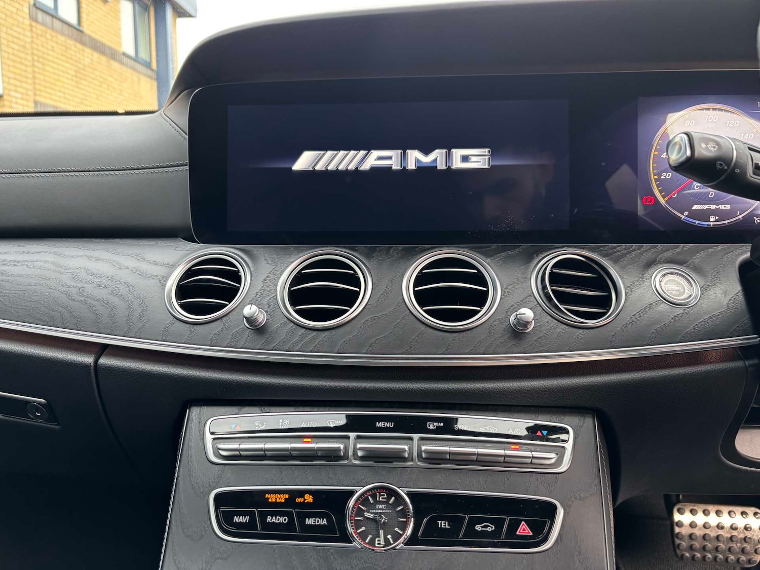 Used Mercedes-Benz E Class 2020 for sale - 76967879: Photo 29