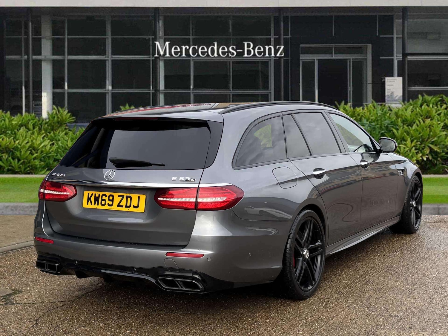 Used Mercedes-Benz E Class 2020 for sale - 76967879: Photo 3