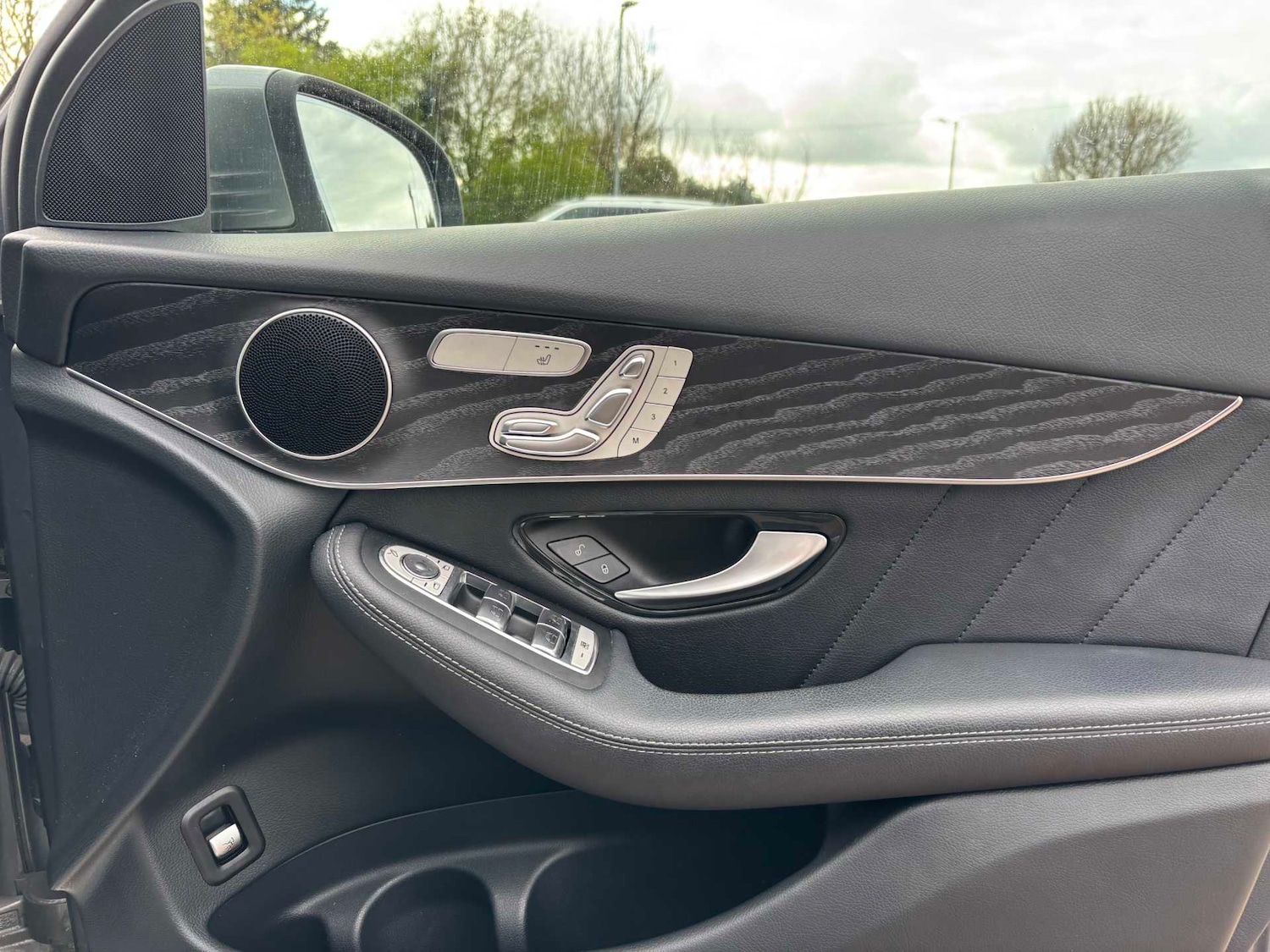 Used Mercedes-Benz GLC 2018 for sale - 78077041: Photo 14