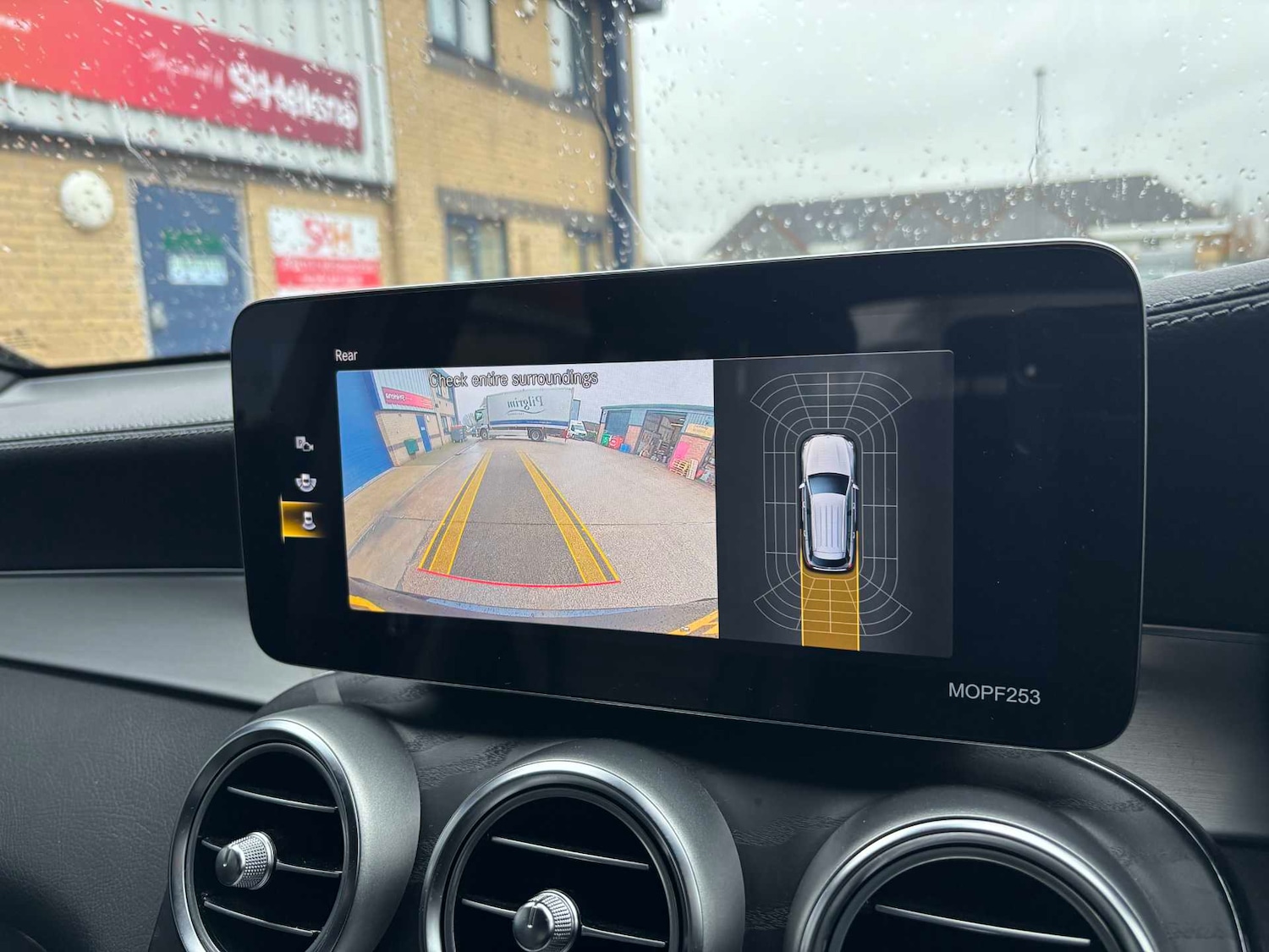 Used Mercedes-Benz GLC 2022 for sale - 77123414: Photo 34