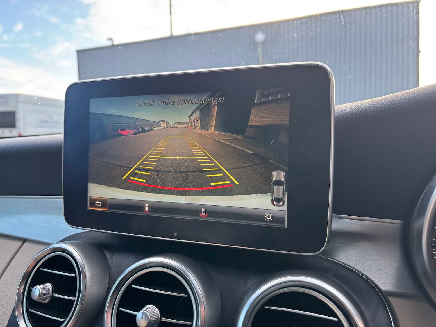 Used Mercedes-Benz C Class 2017 for sale - 77123516: Photo 35