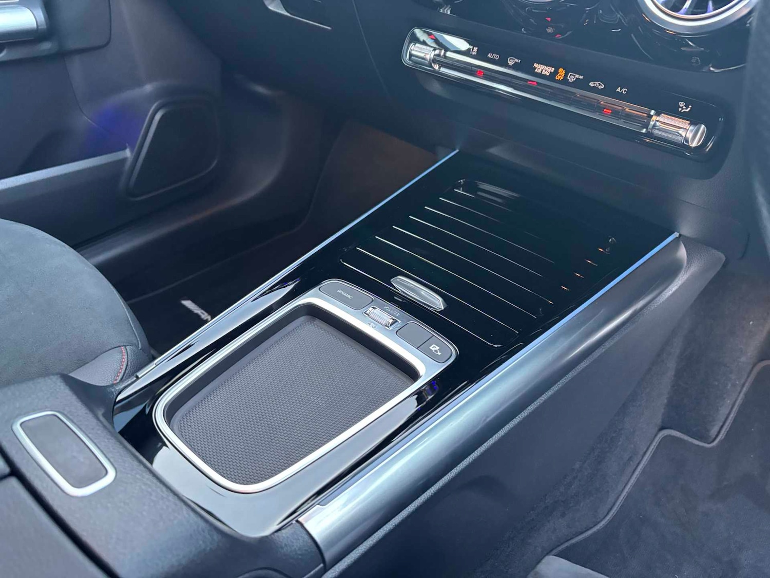 Used Mercedes-Benz GLA 2024 for sale - 77698888: Photo 31