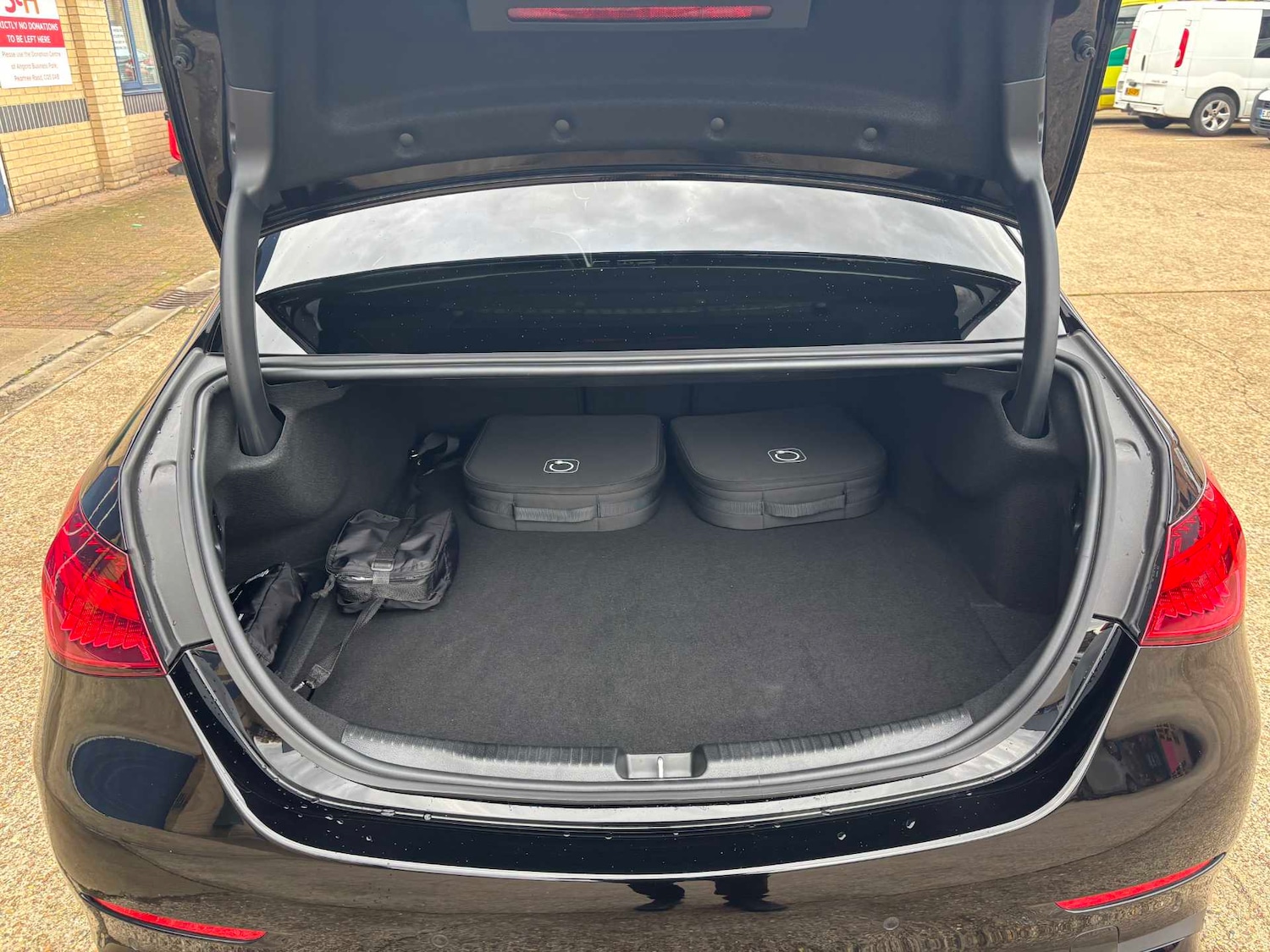 Used Mercedes-Benz C Class 2025 for sale - 76938199: Photo 16