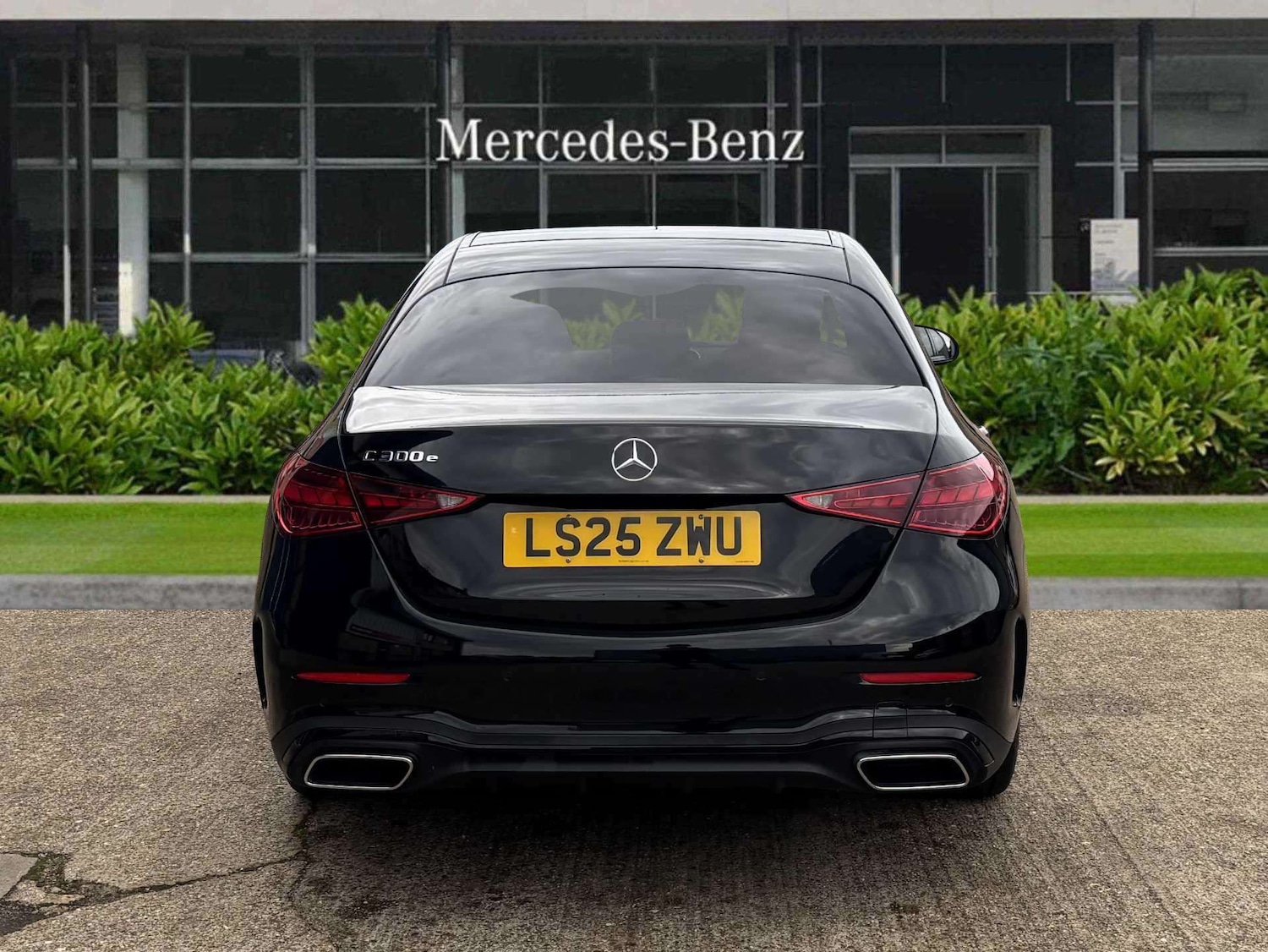 Used Mercedes-Benz C Class 2025 for sale - 76938199: Photo 4