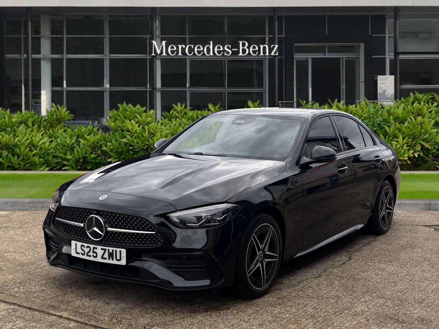 Used Mercedes-Benz C Class 2025 for sale - 76938199: Photo 7