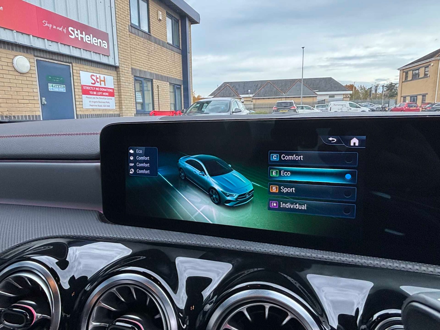 Used Mercedes-Benz CLA 2023 for sale - 77257302: Photo 33