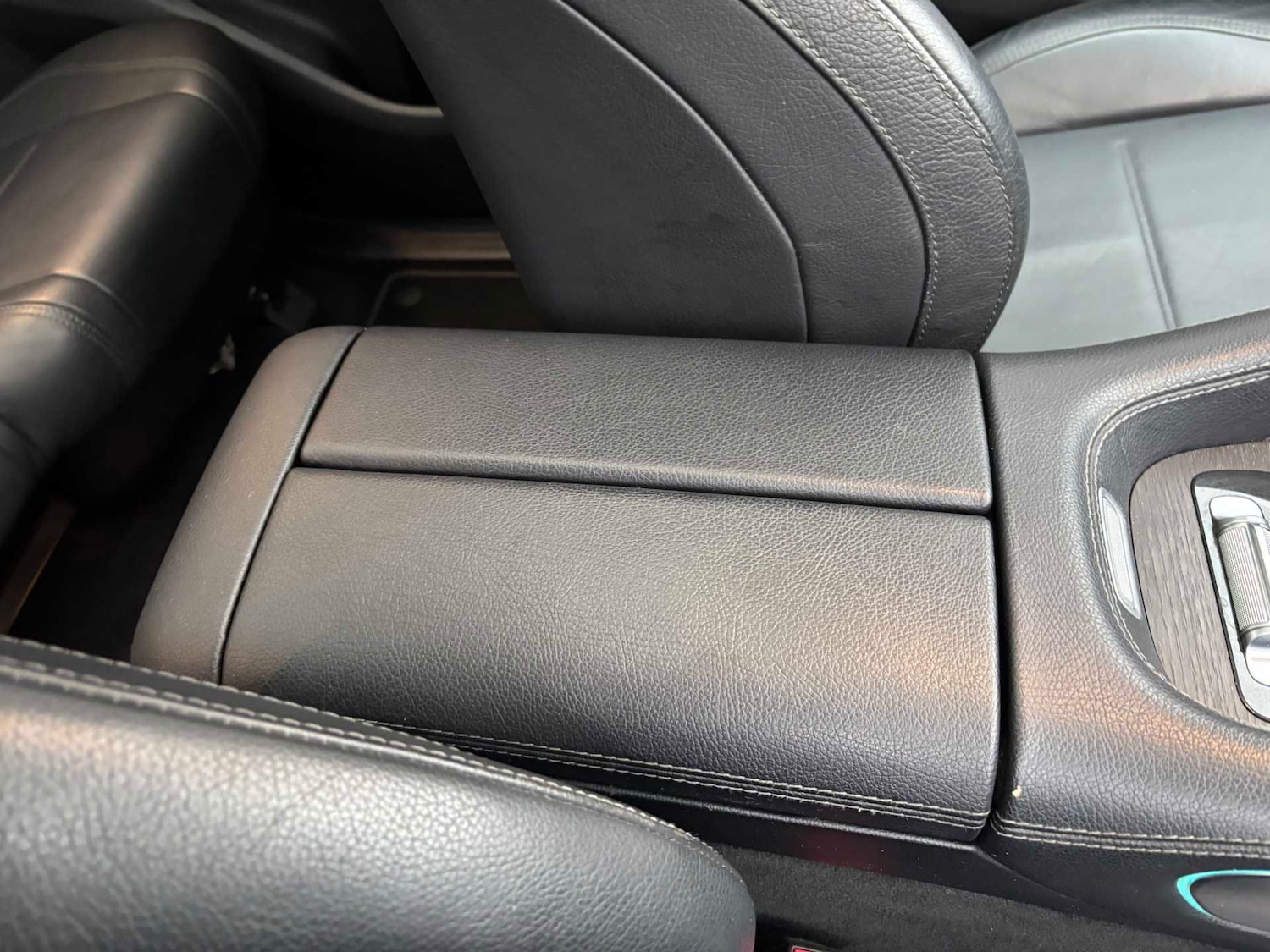 Used Mercedes-Benz GLE 2020 for sale - 76929032: Photo 29