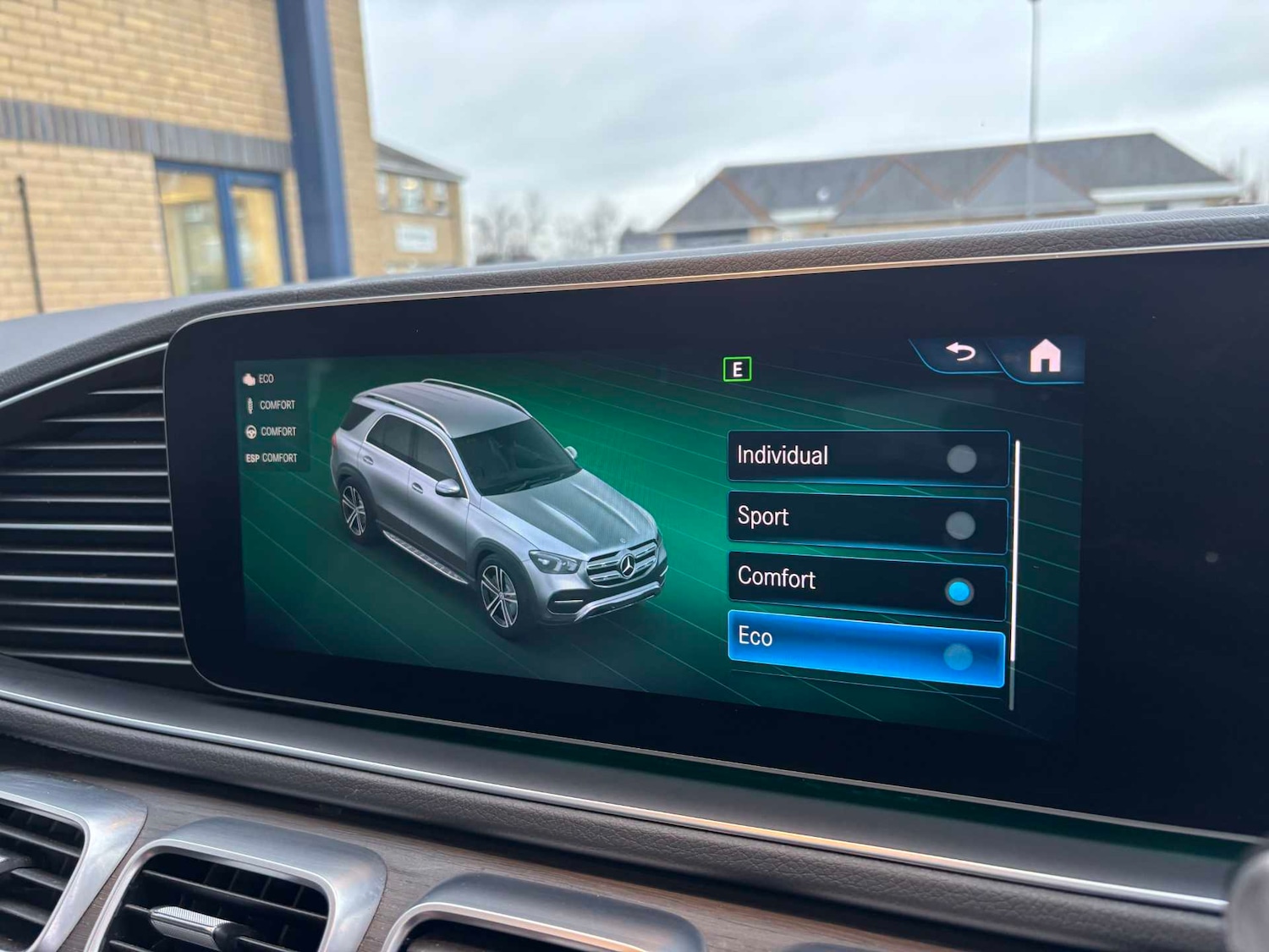 Used Mercedes-Benz GLE 2020 for sale - 76929032: Photo 33